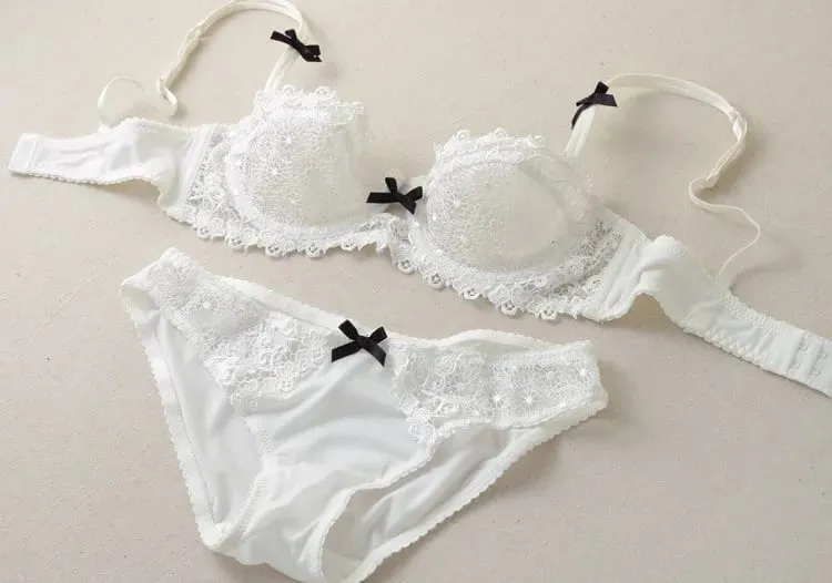 Summer White Lace Bra Lingerie Set Ultra Thin Breathable Sheer Mesh Sexy Deep V Push Up Wireless Women Underwear Suit