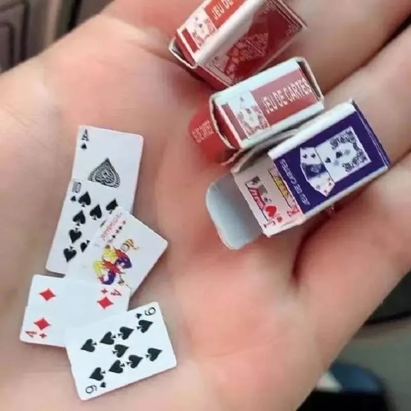 Mini Cartoon Playing Poker Fun Cards Student Stress Relieving Board Games Small Toys Casual Fingertip Playing Poker