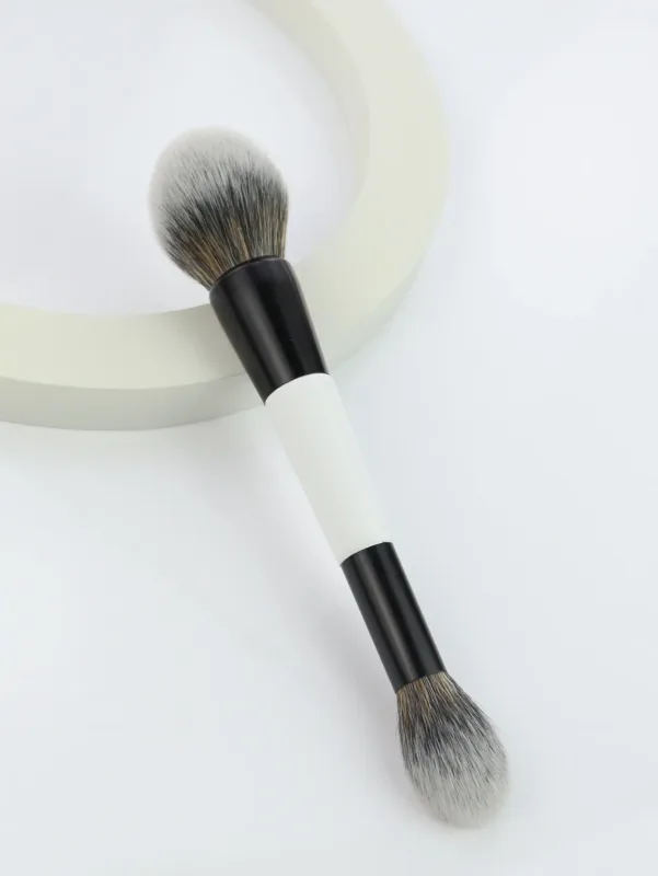 Pinceaux de maquillage à Double tête 2 en 1, fond de teint à angle plat, correcteur, Contour pour mélanger poudre libre, crème liquide, outils cosmétiques