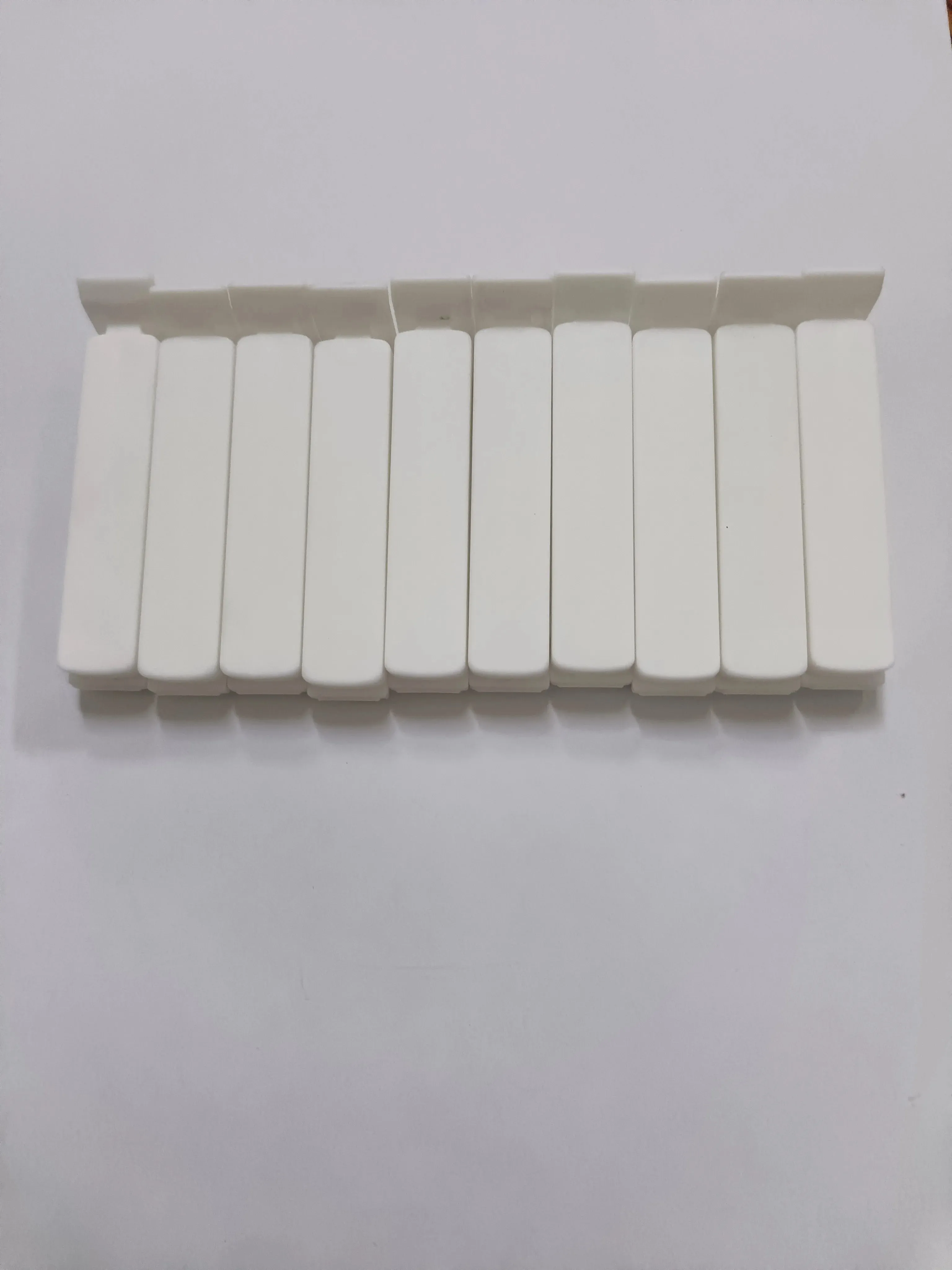 1Pc/4 /8/10Pcs Plastic Sealing Clips for Kitchen Food Freshness Preservation Sealing Clips Large-sized Clips for Snacks