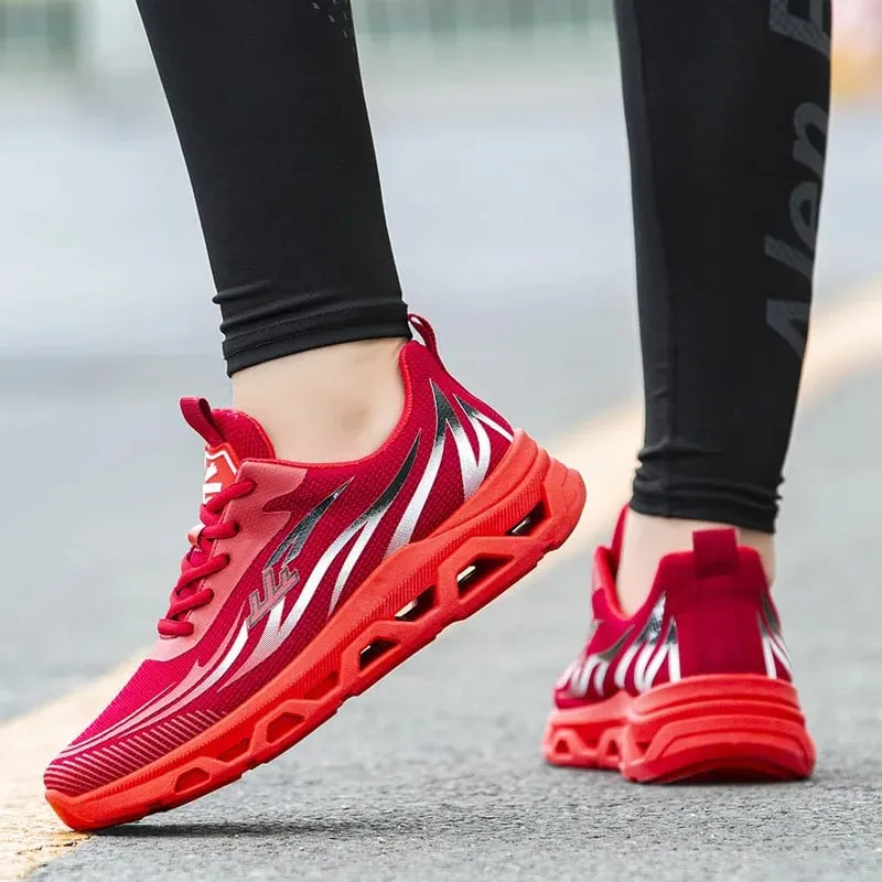 2026 Men's Summer Casual Sports Shoes Mesh Breathable Mountaineering Shoes Outdoor Running Shoes Sneakers