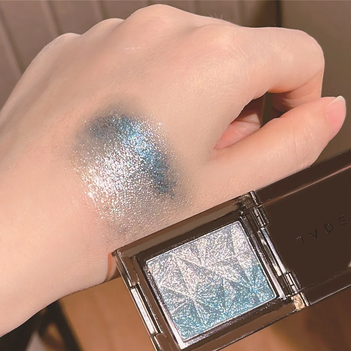 Metallic Gradient Eyeshadow Palette Silver Blue Punk Smoky Eye Shadow Highly Pigmented Pressed Purple Glitter Eyes Makeup Palet