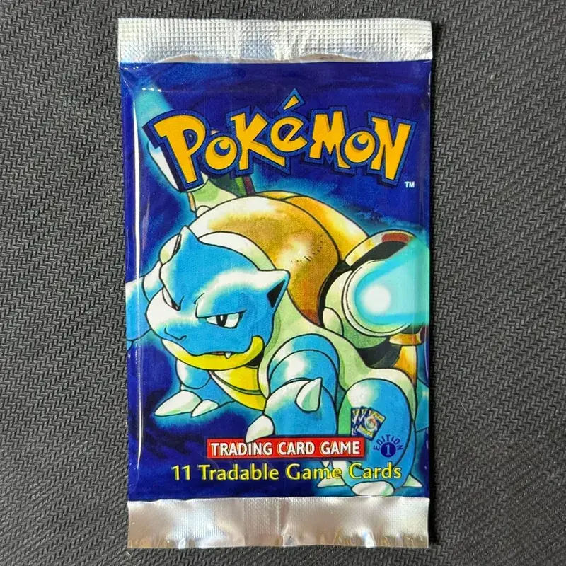 Booster Pack 11pcs/bag 1st Edition Pack Charizard Trading Card Game Collection Battle Booster Toys Boys Gift