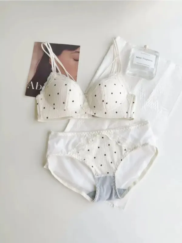 Hot Sale 2026 Sexy Polka Dot Lingerie Set Push Up Small Bust Enhance Side Support Anti Sagging Thin Straps Beautiful Back Bra