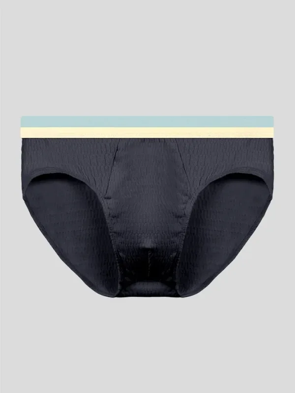 2PCS Men's triangular underpants, pure cotton men's style, made of baby cotton. The underpants are of a thin style for summer,
