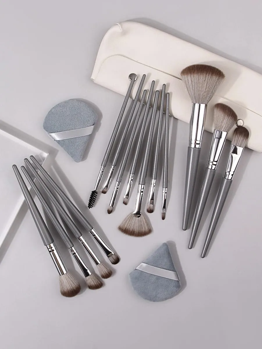 Soft Makeup Brushes Set with Triangle Powder Puff Portable Bag Foundation Blush Eyeshadow Blending Tools for Women Beginners
