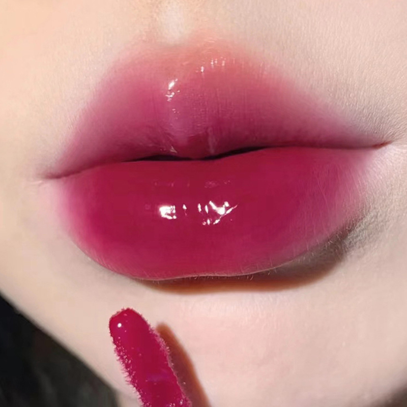 Light Glass-Like Lip Lacquer - Mirror Shine Hydrating Formula; Smudge-Proof Long-Wear and Skin-Brightening