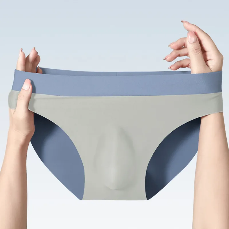 Men's ice silk seamless underwear 3D punching triangle shorts summer thin underpants boys sports shorts