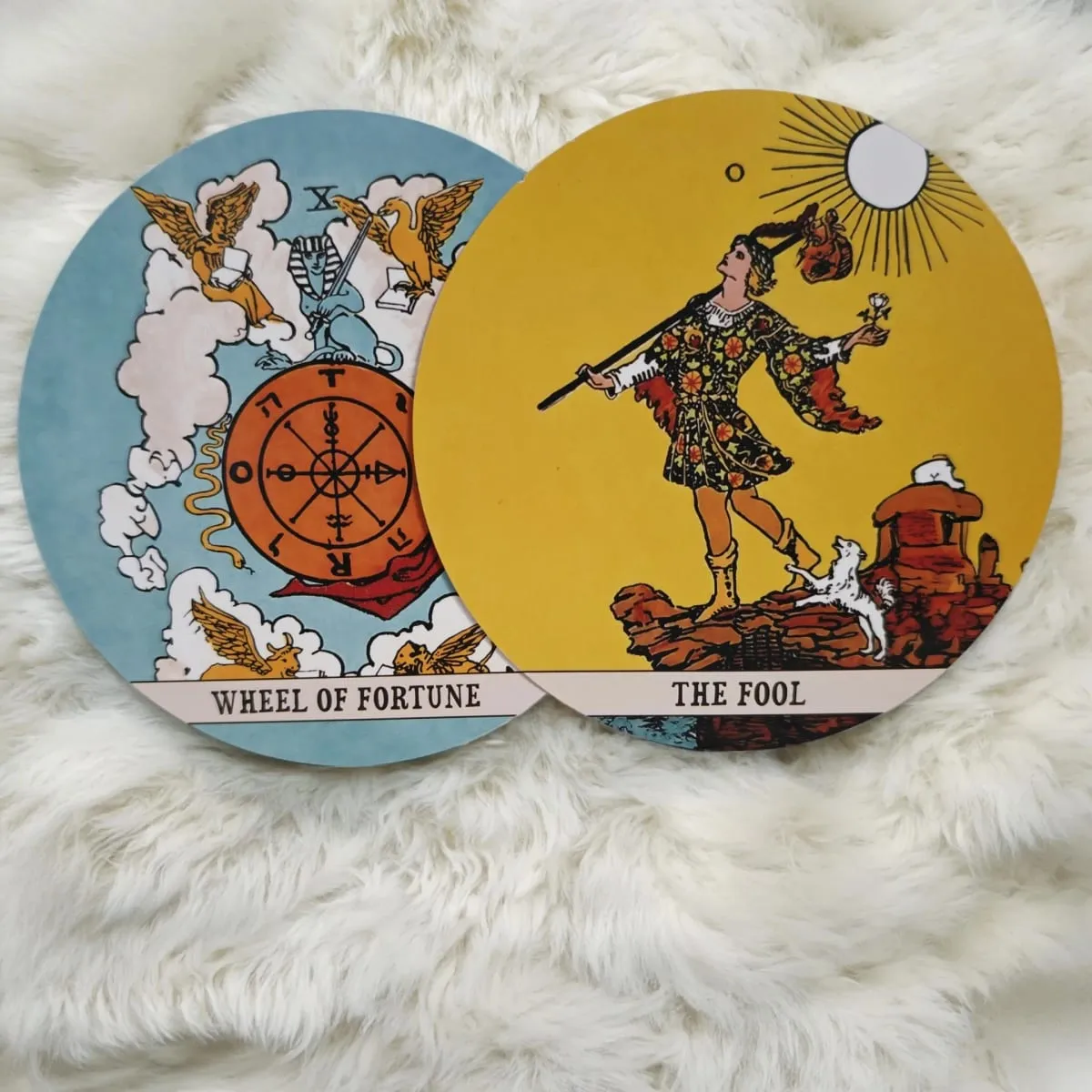 Circular Tarot Cards Deck Include 78 Round Cards & Paper Guidebook in Rigid Box Wait Tarot Deck A Journey Begins for Beginners