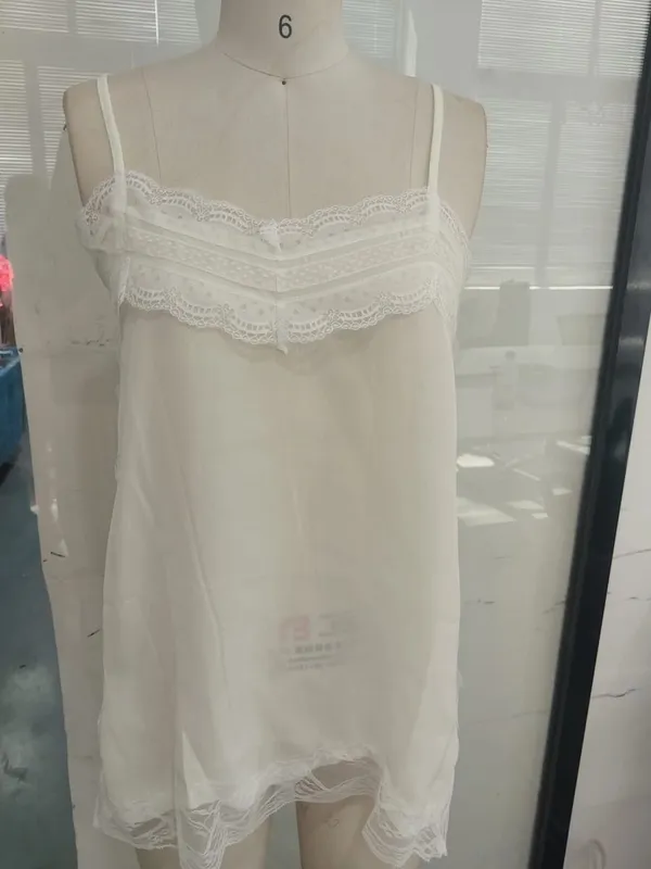 Elegant Solid Pleated Strapless Maxi Dress Yellow Off-shoulder Backless High Waist Split Robe 2026 New Lady Evening Party Gown