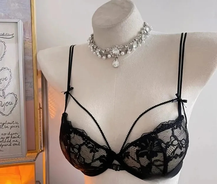 Womens Beauty Back Lace Bra Front Closure Design No Underwire Thin Straps Breathable Lingerie For Small Bust 32-38 Casual Wear