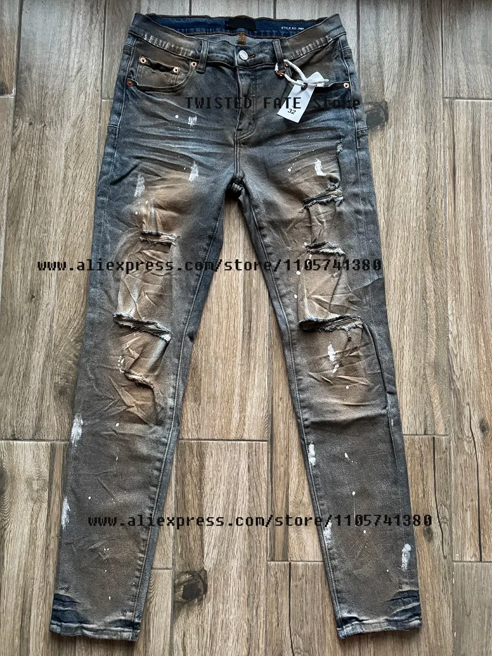 Men's High Street Distressed Dirty Washed Light Blue Cut Out Stretch Skinny & Slim Fit Spray Painted Ripped Jeans