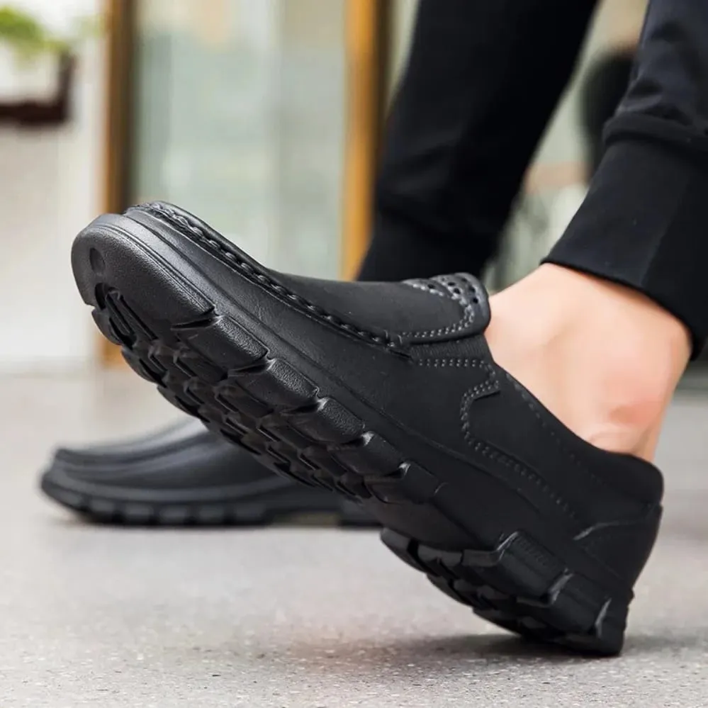 New Large Size Lightweight Casual Shoes Men's Oil and Slip Resistant Chef Shoes One Stirrup Driving Shoes Garden Shoes Soft