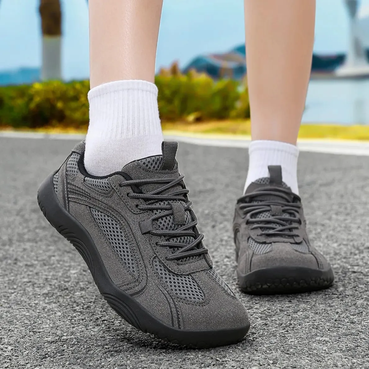 Men Women Wide Toe Sneakers Retro Training Shoes Large Size Mesh Breathable Non-Slip Flat Sole Outdoor Casual Sports Shoes