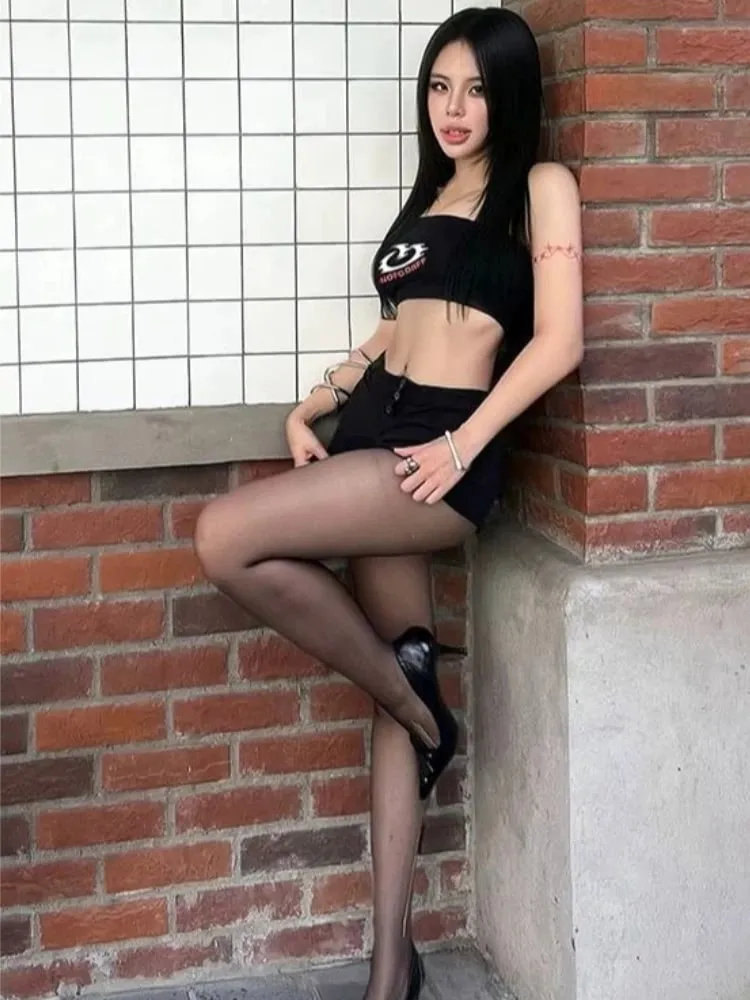 2026 Summer American Style New Spicy Girl Tight Top with Slanted Shoulder Printed Letters Street Style Exposed Navel Sports Vest — image 4