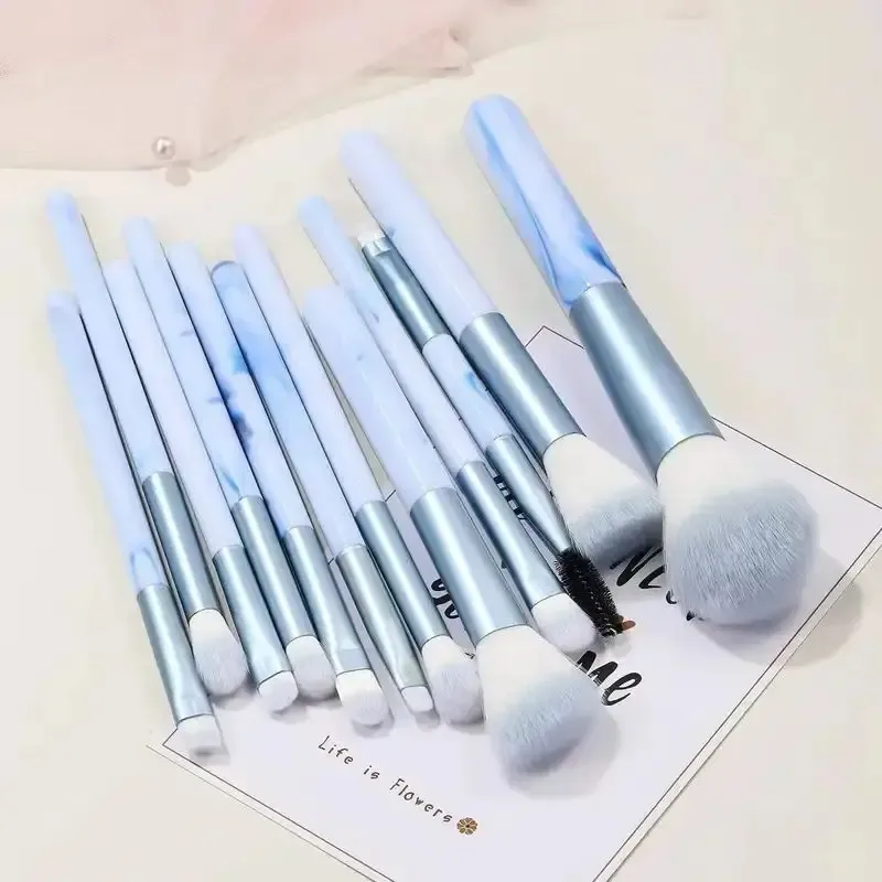 Set Berus Mekap Biru 12Pcs Berus Bedak Asas Profesional Blending Blush Blush Concealer Berus Bulu Gentian Sintetik — image 4