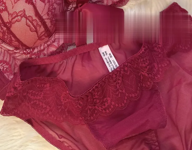 Trendy French Style Lace Bowknot Contrast Color Bra Set Wireless Push Up Thick Padded No Gap Sexy Women's Lingerie Set Hot Sale