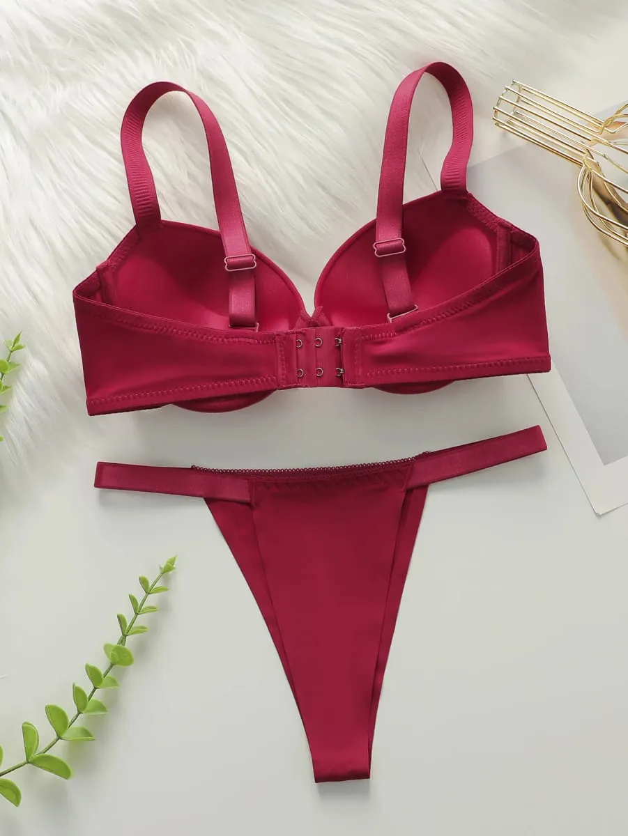 Thickened chest cushion gathering and lifting underwear set red sexy 2-piece set preferred for dating and gift giving B2051