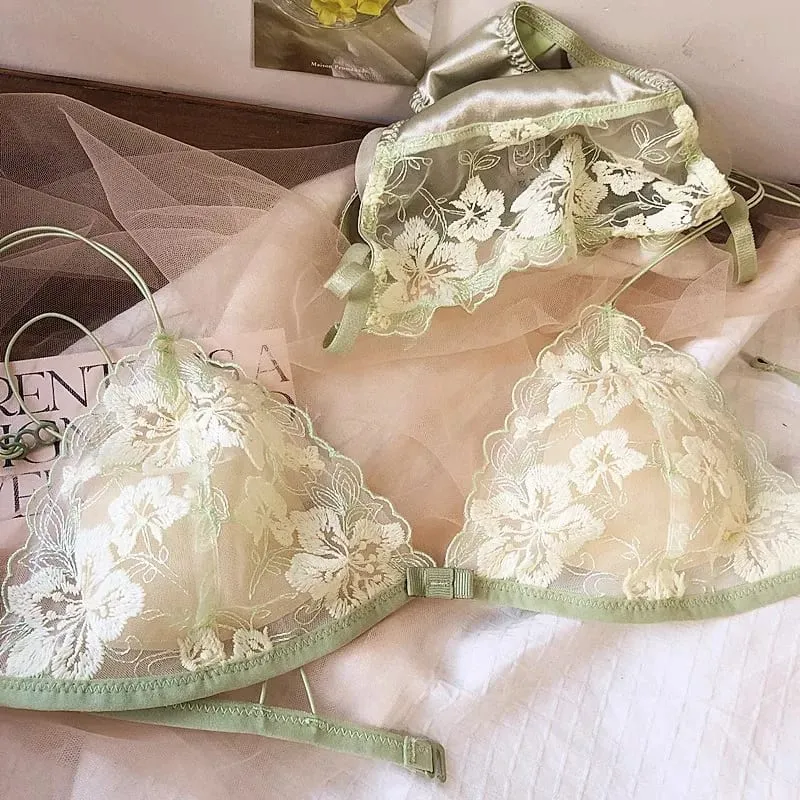 ภาษาฝรั่งเศสคำ Niche ชุดชั้นในชุดปักตาข่ายสามเหลี่ยมถ้วยไร้สาย Bralette Retro ลูกไม้บางเซ็กซี่สบาย Bra USA Tushy MOYISU