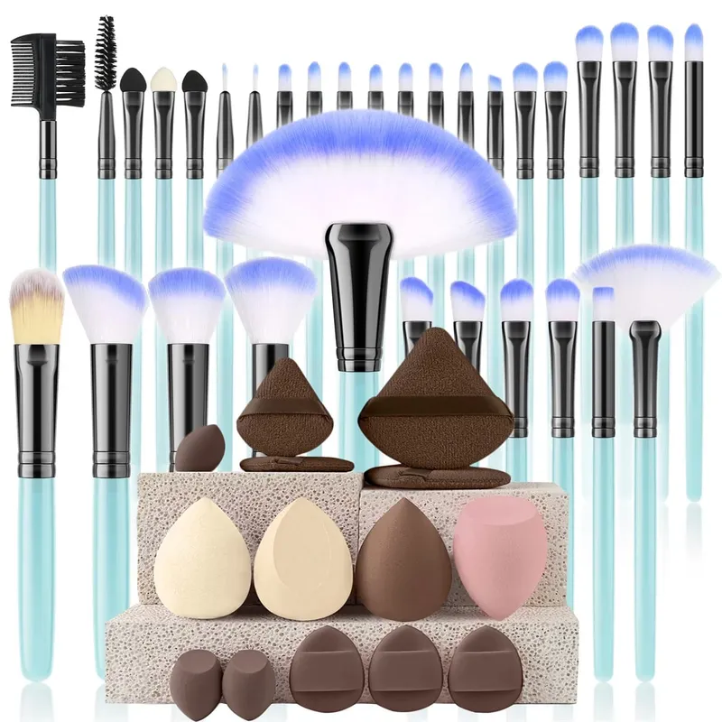 32Pc Makeup Brush Set Cosmetic Tools for Powder Eye Shadow Foundation Blush Blending Beauty Makeup Brush Kit for Makeup Starters