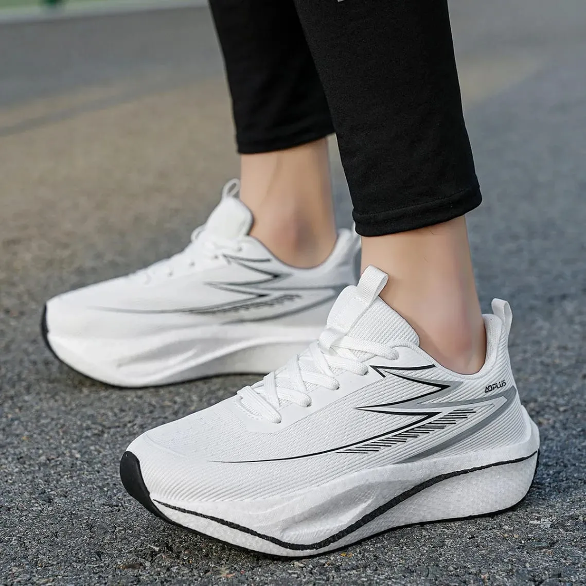Carbon Plate Marathon Running Shoes Men Women Lightweight Breathable Shock Absorbing Non Slip Sports Athletic Sneakers