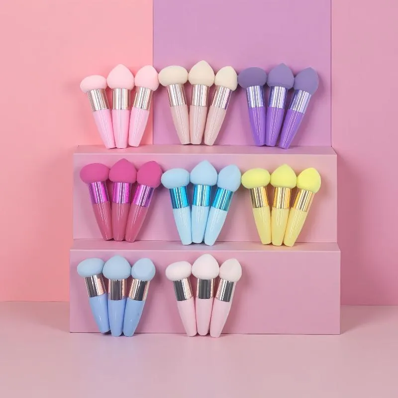 (.) 3PCS Mushroom Head Makeup Brushes Women Beauty Foundation Sponge Powder Puff With Handle Smooth Shaped Cosmetic Tool