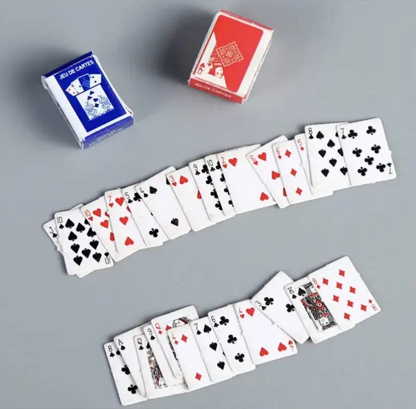 Mini Poker Fun Card Game Party favors small toys casual fingertip poker easy to carry stress relieving novel gifts students