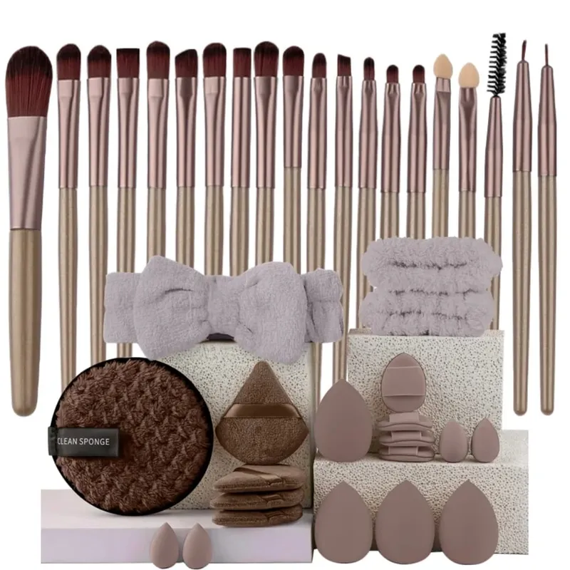 Makeup Brushes Set Premium Synthetic Kabuki Foundation Concealers Powder Blush Blending Face Eye Shadows Brush Set