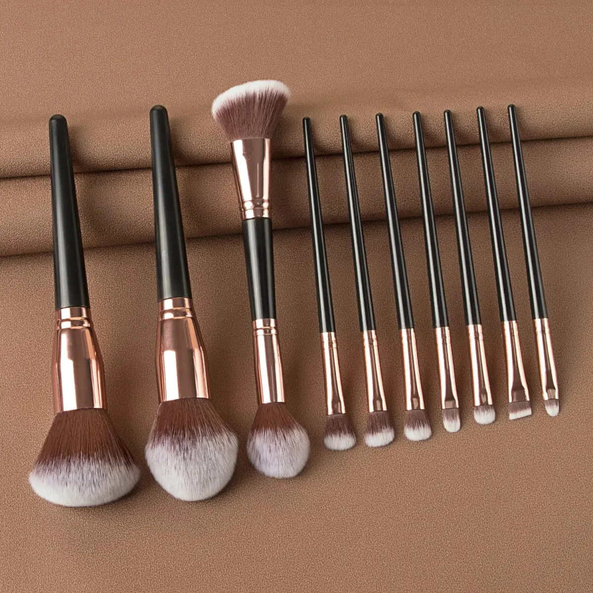 15Pcs Makeup Brushes Set With Bag Eye Shadow Powder Foundation Lip Professional Beauty Tool Make Up Brush — image 3