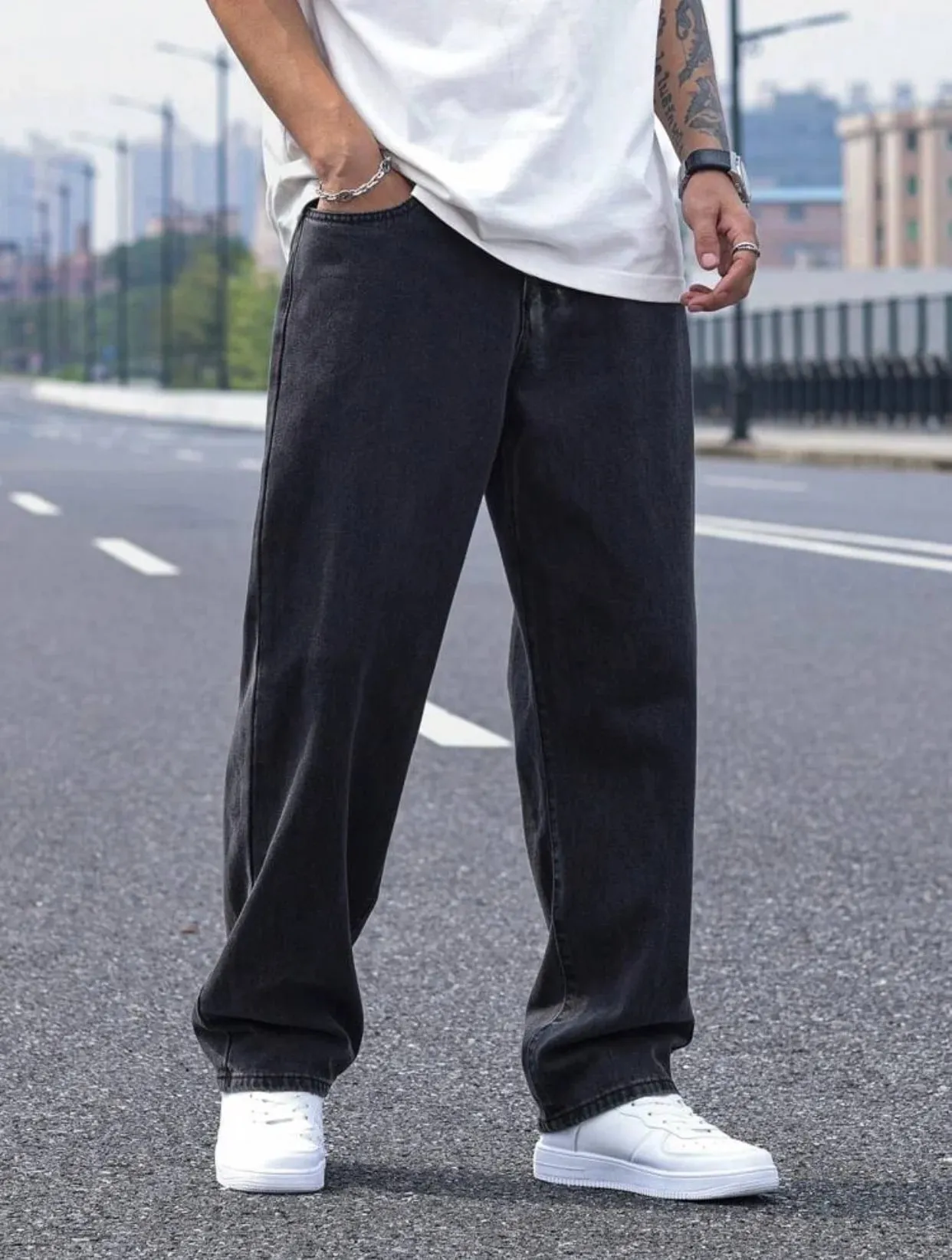 2025 New Men's Casual Long Jeans Classic Men's Straight-Leg Jeans & Wide-Leg Jeans Solid Color