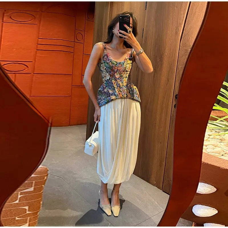 Floral Print Cami Corset Top Thin Straps U Neck Structured Waist Pointed Hem Vintage 2026 Spring Summer Vacation Lady Chic Top