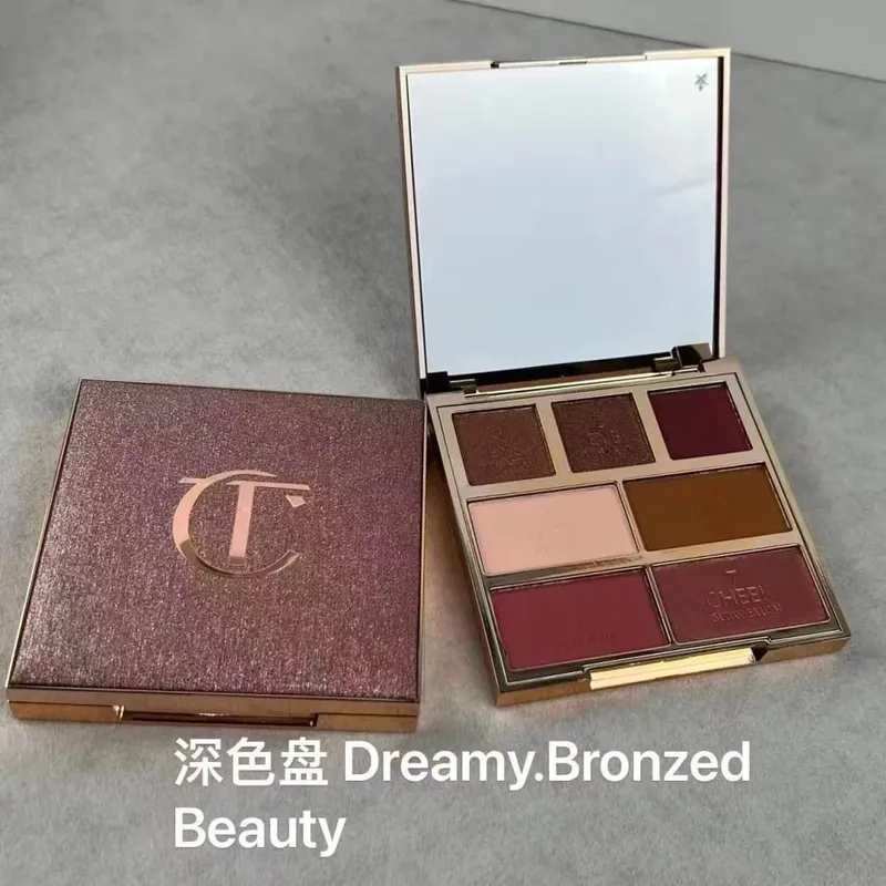 Charlotte Tilbury Hollywood Flawless Liquid Highlighter Moisturises Skin Luxury Palette Satin-matte Shimmer Metallic Finishes