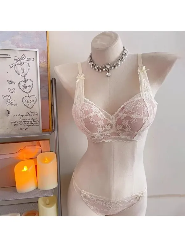 Sweet Halter Neck Bow Lace Wireless Bra Padded Push‑up Brassiere Ladies Layering Intimate Lingerie for Small Bust Size 32‑38 ABC