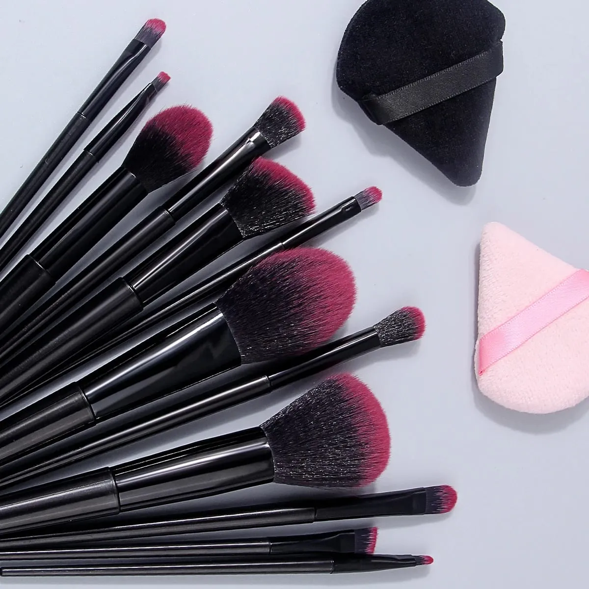 Hot Sale 14Pcs Complete Makeup Brushes Kit Soft Skin-Friendly Fluffy Cosmetic Brushes with Black & Pink Triangle Makeup Puffs — image 6