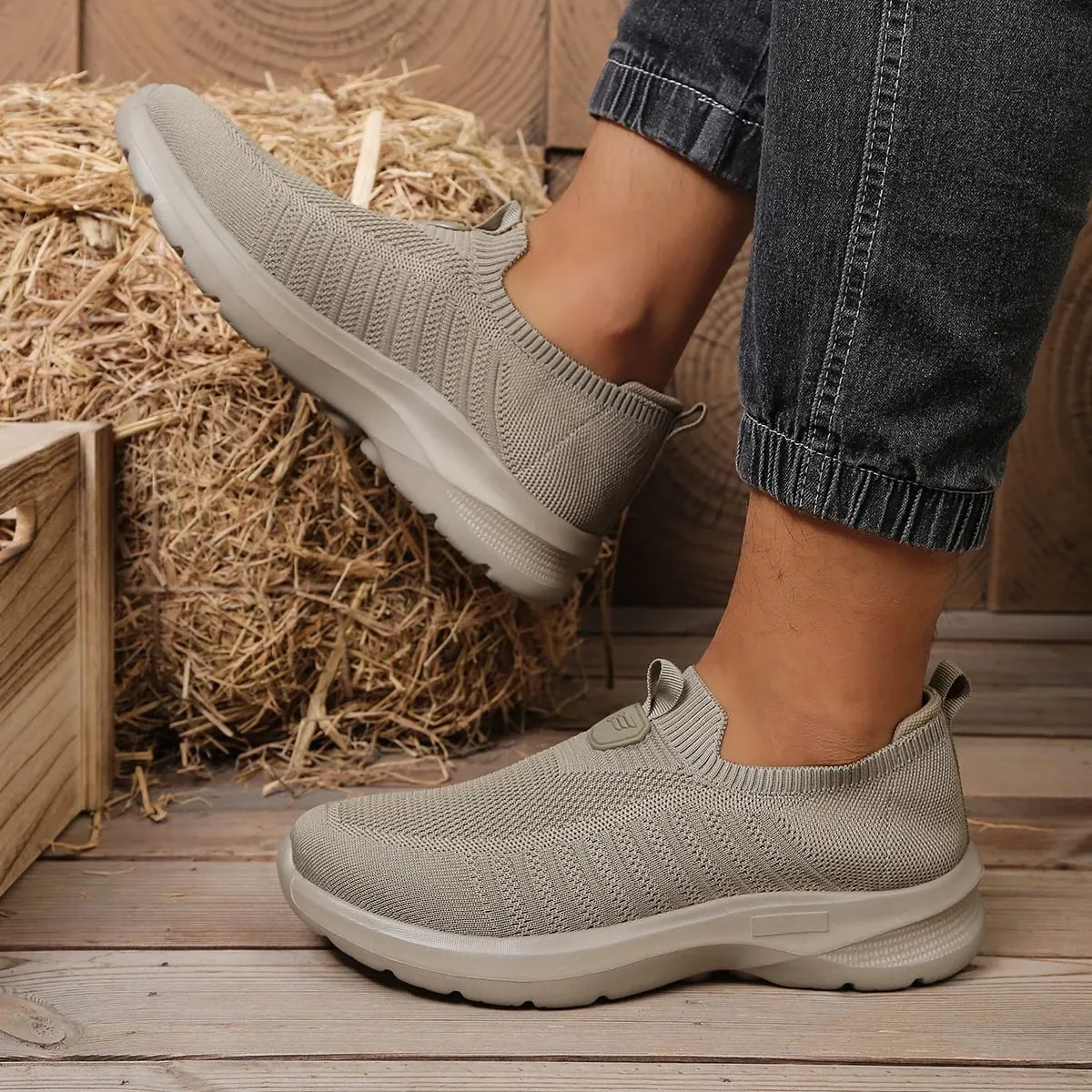 Men's Shoes Solid Color EVA Casual Shoe Lightweight Comfortable Single Sole Non-Tiring Footwear for Everyday Use