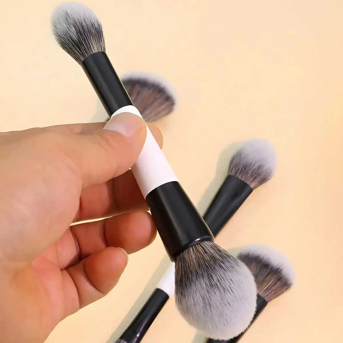4pcs Double-Ended Makeup Brush Set. Multi-Functional Foundation Blush Powder Highlighter Contour And Concealer Brushes — image 3