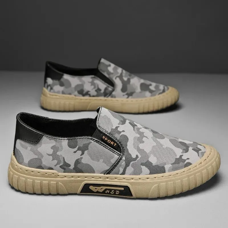 Summer Camouflage Canvas Men's Casual Shoes Men's Sneakers Slip-On Lazy Sporty Shoes for Man Breathable Round Toe Light Flats