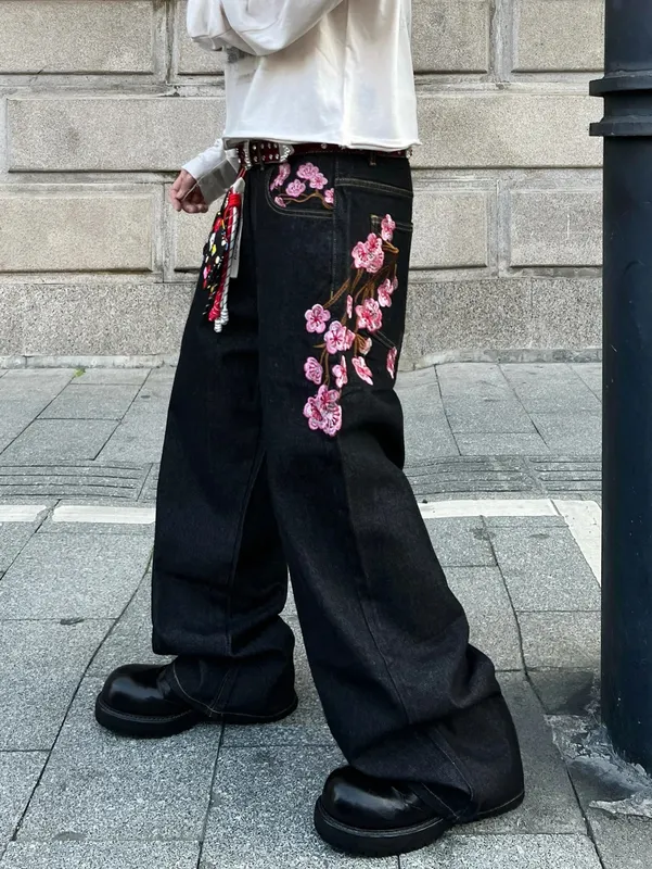 American Vintage Plum Blossom Embroidered Black Baggy Jeans Men Y2K Street Hip-Hop Fashion Trend Versatile Wide-Leg Pants