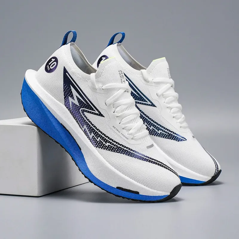 Men's Large Size Sports Shoes Outdoor Hiking Running Comfortable Casual Versatile Fashionable Training Shoes for Couples — image 2