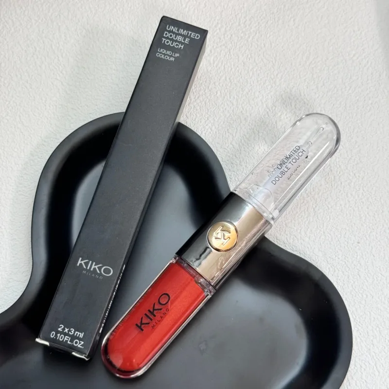 Milano Obegränsad Double Touch Liquid Lipstick Lättvikt högpigment, ej klibbig krämig konsistens Långt slitage, komfortsmink