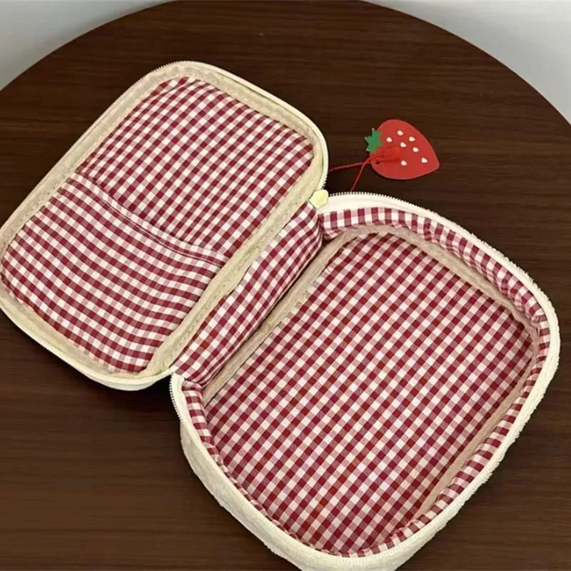 Strawberry Sandwich Cosmetic Tools Bag Large Capacity Makeup Brushes Lipstick Storage Bag Multi-Functional Comestic Organizer — image 5