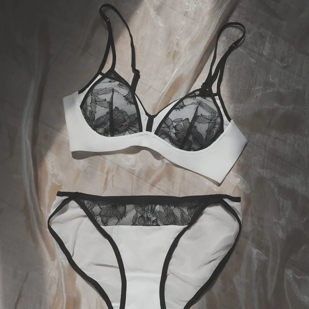 Women's Style Sexy Lingerie Set Thin Contrast Lace Patchwork Push-Up Wireless Bra with Double Shoulder Straps for Small Bust — image 3
