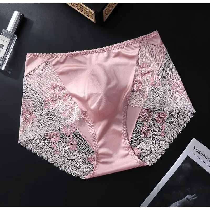 Satin Ice Silk Briefs Mens Lace 3D U Pouch Underwear Sexy Floral Man Panties Breathable Low Waist Shorts Convex Pouch Underpants