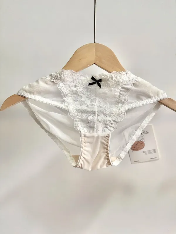 Conjunto de Lingerie Feminina com Fecho Frontal Sutiã Push-Up Sem Aro Com Bojo Fino Alças Delicadas Sexy e Requintado
