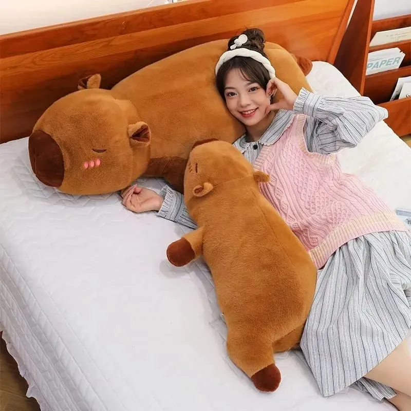 Kawaii Capybara หมอน Plush ยาวตุ๊กตาสัตว์ยัดไส้นุ่มน่ารัก Cuddly เบาะสำหรับเตียงโซฟา Sleeping Nap Home Decor