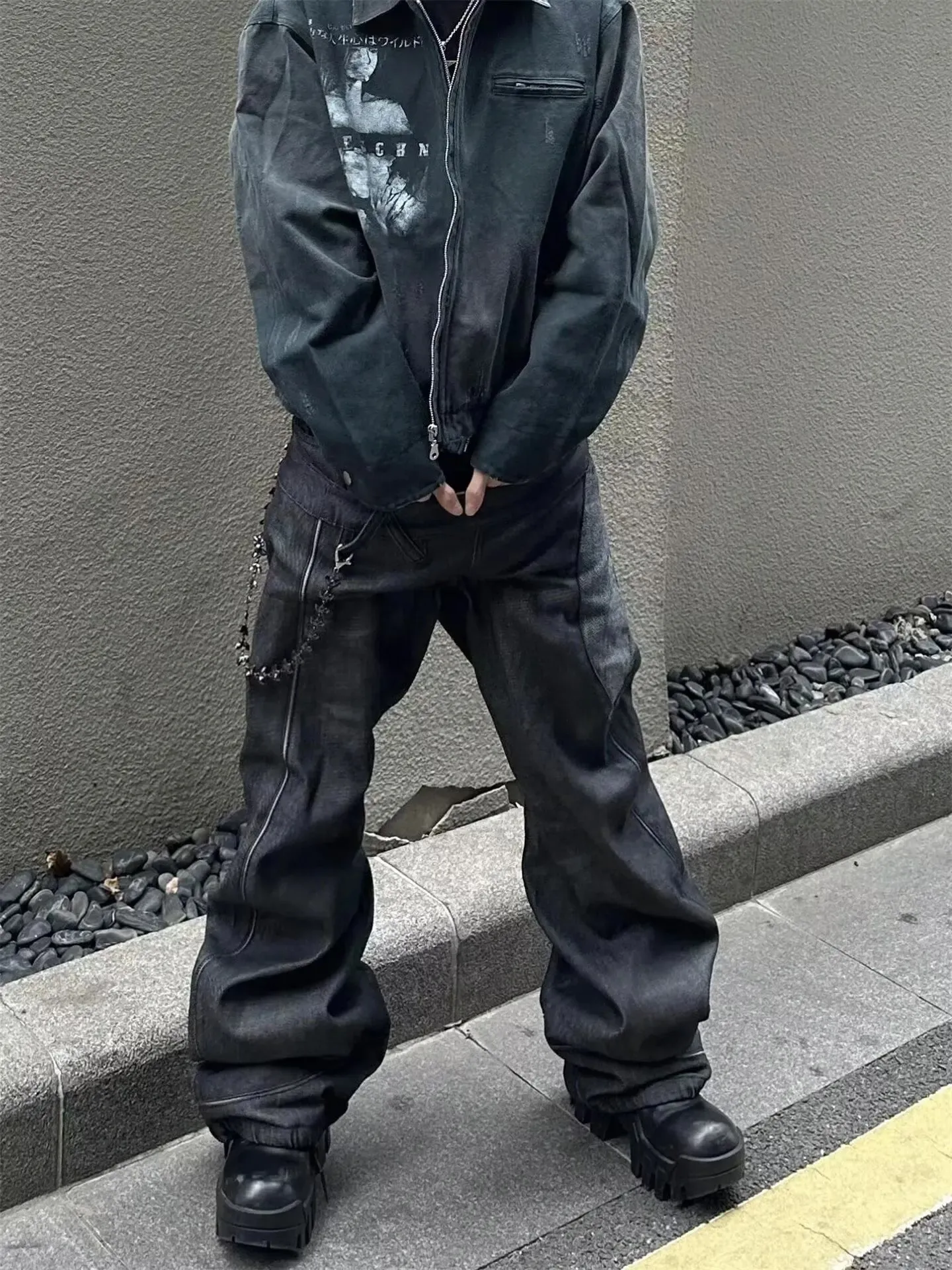 Men's 2025 Fall Trendy Streetwear Black Gray Straight Leg Denim Jeans American Vintage Flared Zippered Floor-Length Pants — image 9