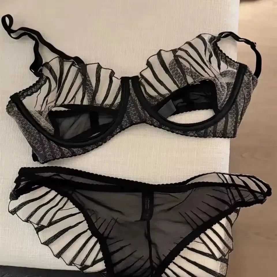 2-piece Women's Brief Sets Black Scallop Chest Cup Embroidered Lingerie Set Underwear Black Mesh Hot Unlined Minimizer Bra
