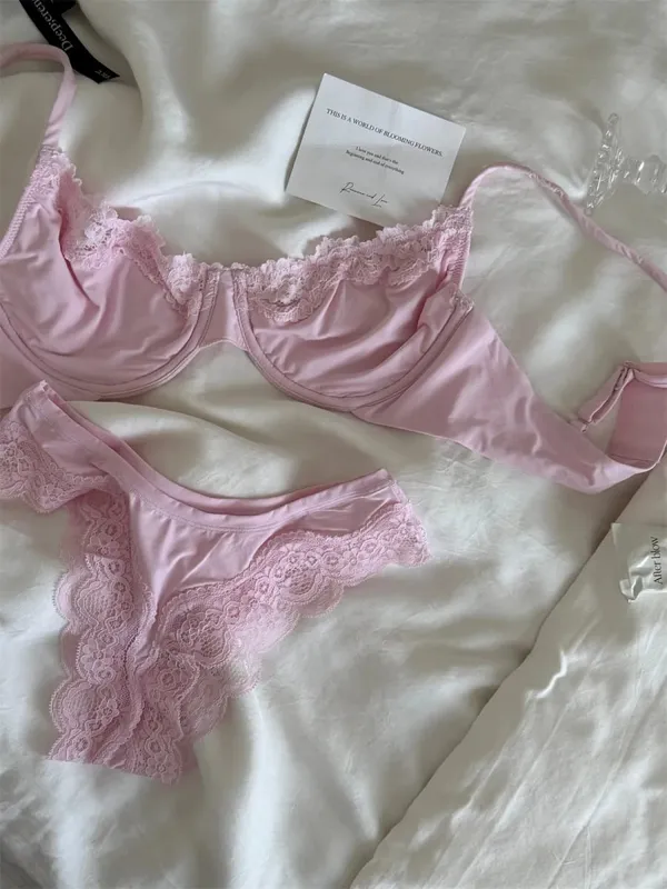 สีชมพูUnlinedเต็มถ้วยBraชุดUnderwire Lace Trim LiftสบายMinimalistไม่มีรอยต่อผิวทุกวันBrasและPanty