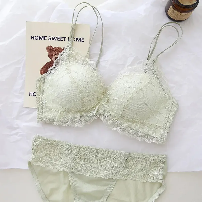 Sweet Sheer Lace Lingerie Set Double Straps Wireless Bra for Small Bust Lift & Gather — image 4