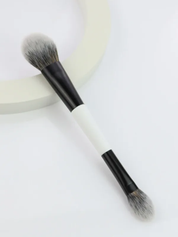 Pinceaux de maquillage à Double tête 2 en 1, fond de teint à angle plat, correcteur, Contour pour mélanger poudre libre, crème liquide, outils cosmétiques